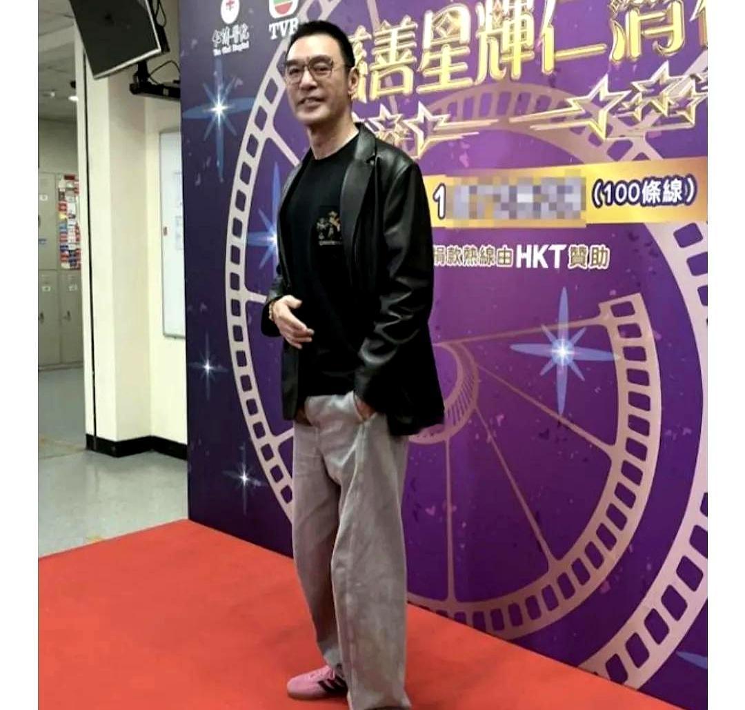 24岁脑袋一热就嫁，章小蕙现在62岁，一句“恋爱脑害死人”说得轻，背后却是孩子被