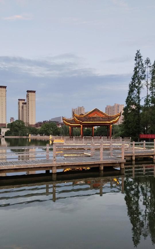 【明日】运势提醒一下：大财将至第一名：金牛座！第二名：双子座！第三名：天秤