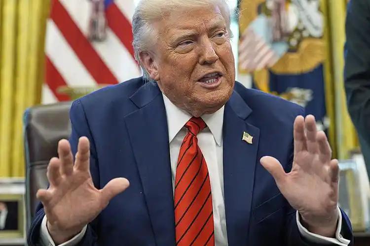 就在刚刚，美国海关正式宣布，2月23日，美国海关与边境保护局宣布：将于美