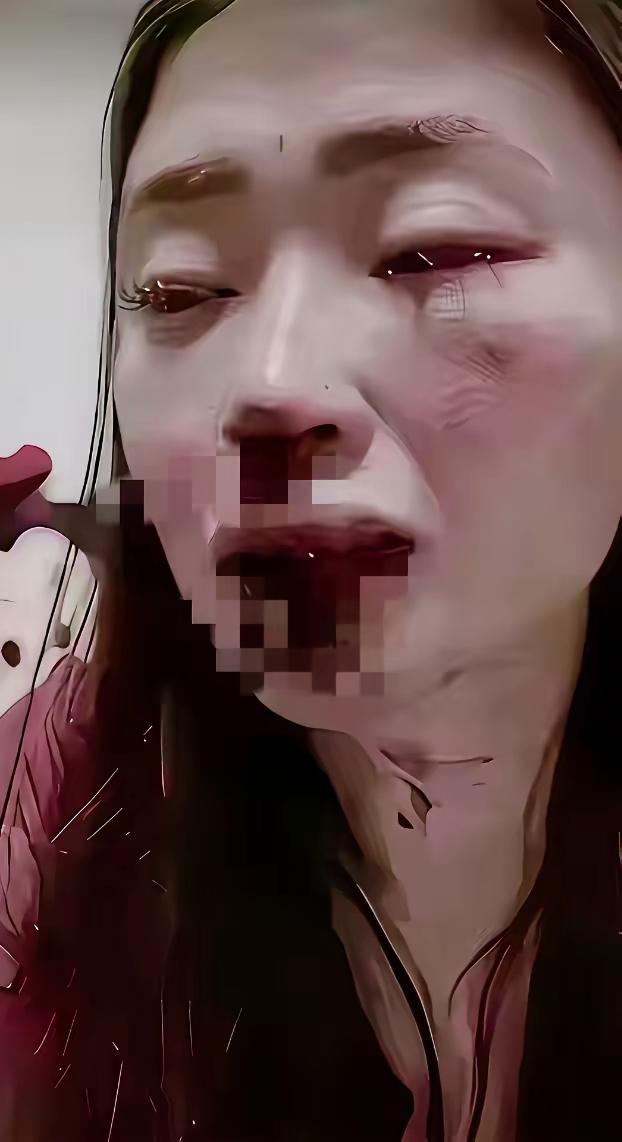 对这个华人女网红有那么一点点让人同情不起来！图片中这个华人女网红被他的英国老公