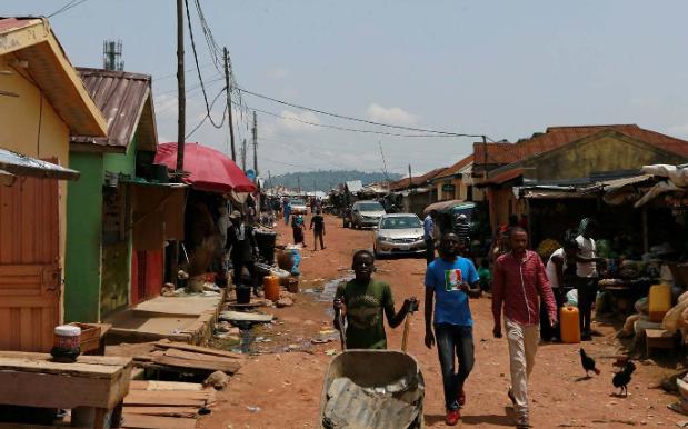 为什么非洲一直没发展起来？我来讲一个实例：非洲第一大国，尼日利亚，人口2.5亿。