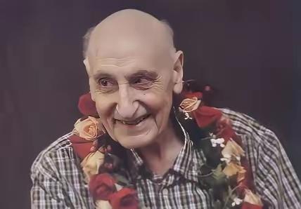 一个人能无私到什么程度！法国一男子来到中国40年时间，竟然无偿资助了70多位中国