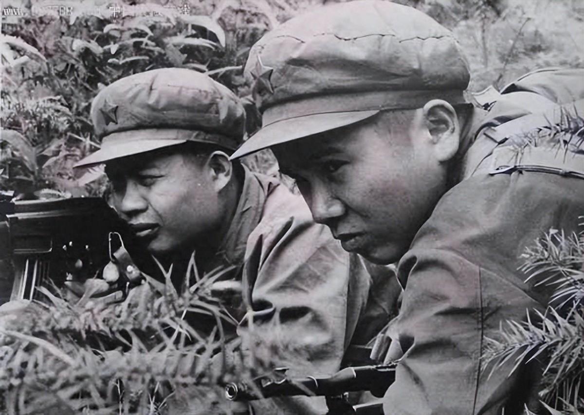 西方曾有人评述79年越战：解放军之所以人肉排雷，是被上级逼迫的1979年2月1