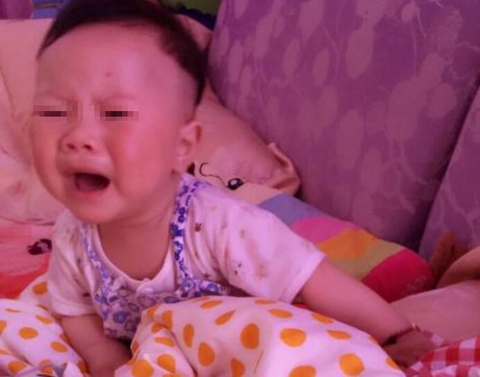 家长们吵翻天了, 孩子被欺负后, 家长是替孩子出气还是让孩子忍耐
