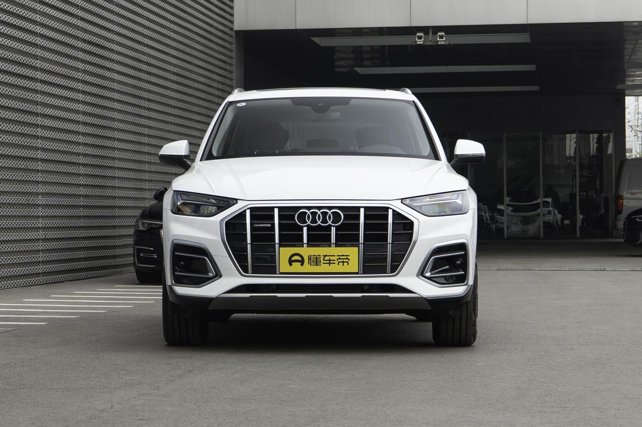 20万预算豪华SUV怎么选？⚠️奥迪Q5L避坑指南，选对年款才省心✅