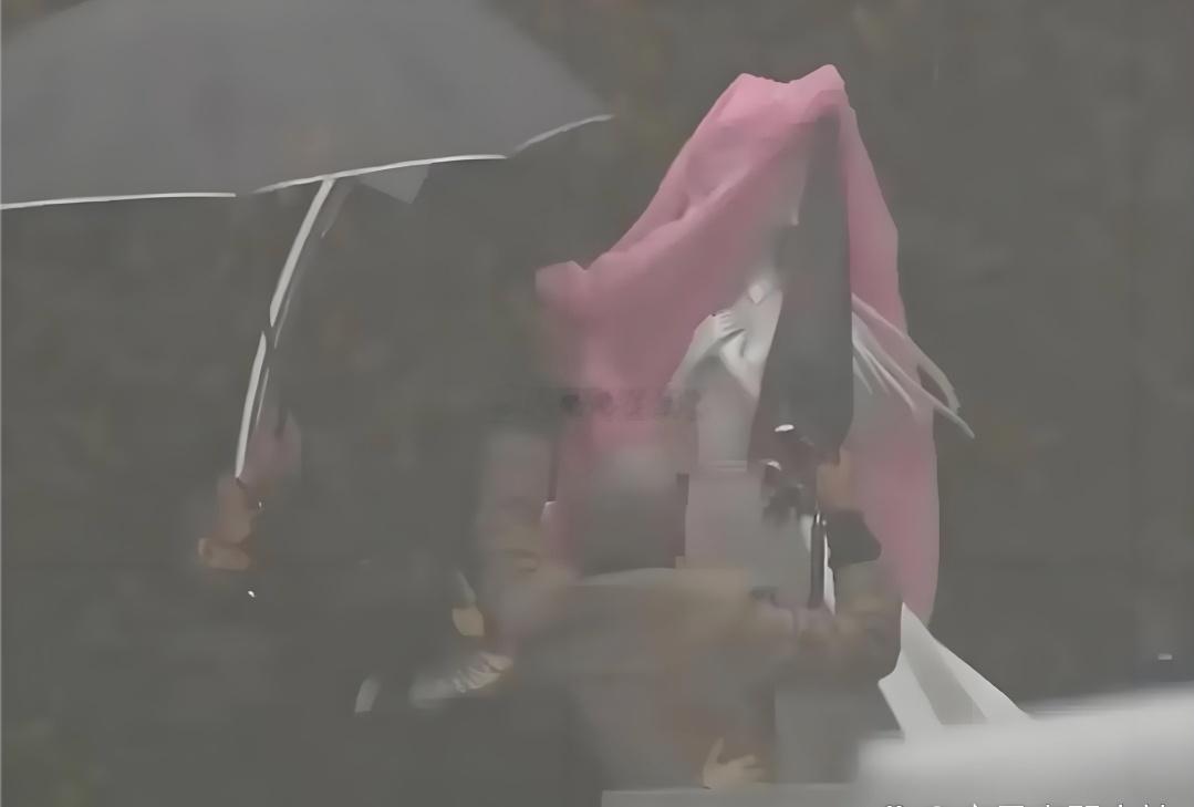 曝具俊晔争夺遗产下周开庭调解看人品不能只听他说什么，而要看他做了什么。当年光头
