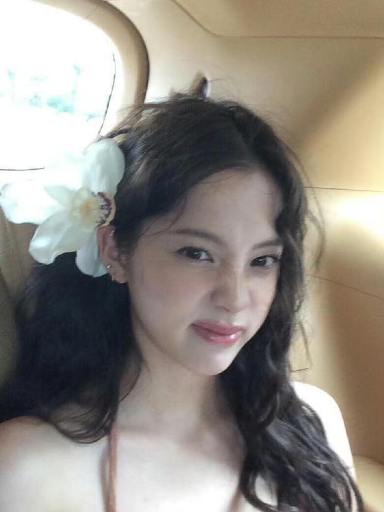 好美！欧阳娜娜你是一块香香软软的小蛋糕欧阳娜娜🏝️🤍🥥此女美商极高