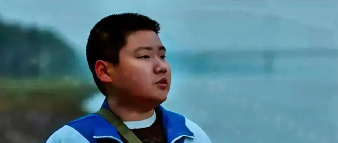 《老舅》大结局收视飙到3.89%，一句话，观众苦“精致利己”久矣。社科院最