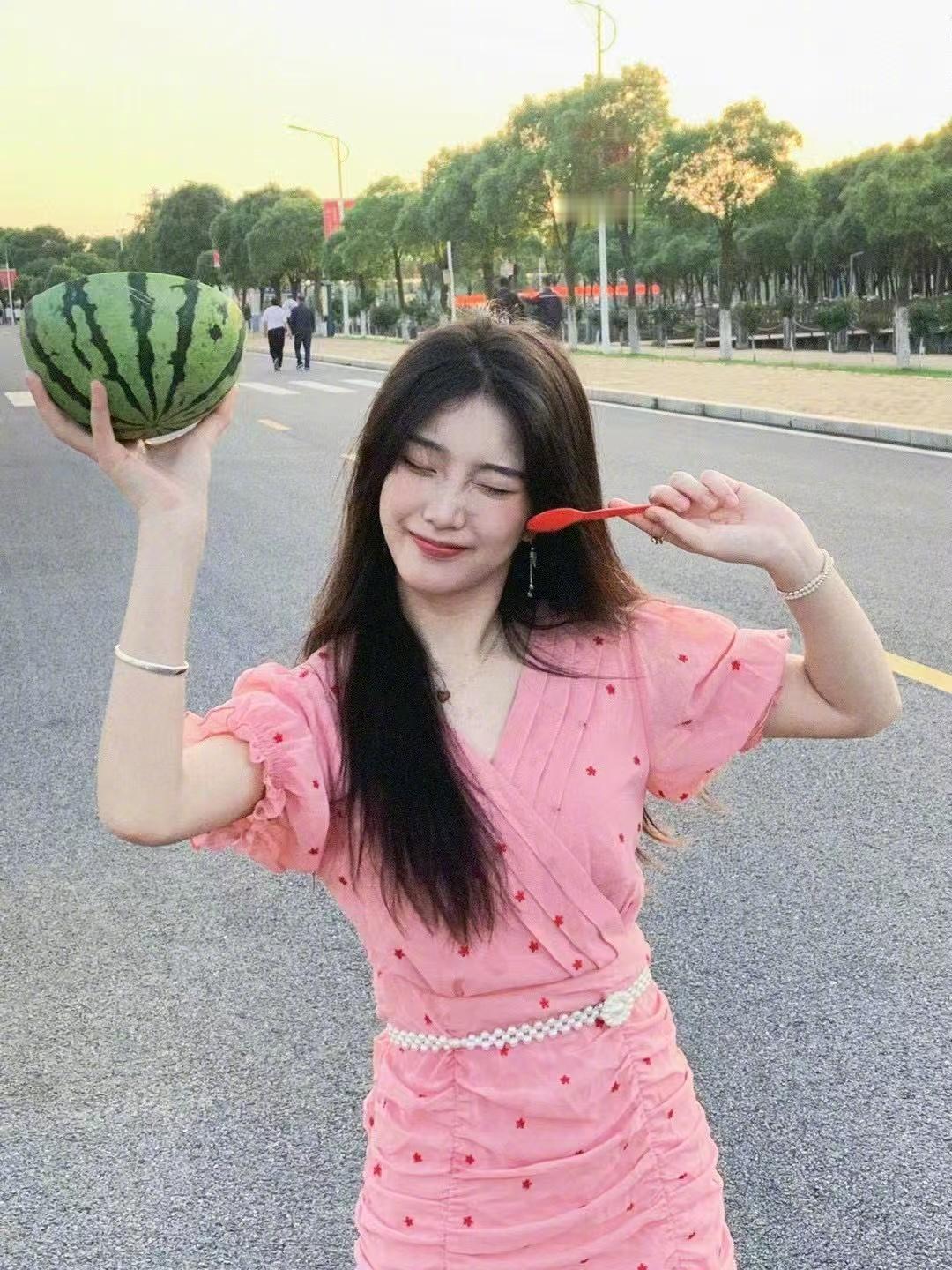 天气晴宜收集快乐🍉​​​