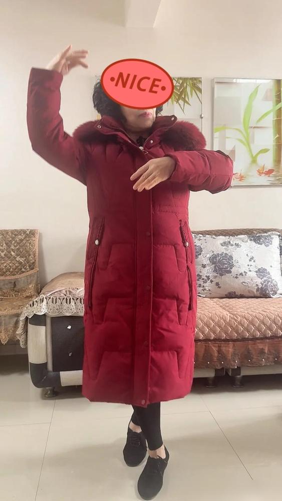 邻居大姐今年60岁了，个子不高，只有1米55，所以她平时都不穿长款的衣服，说穿着