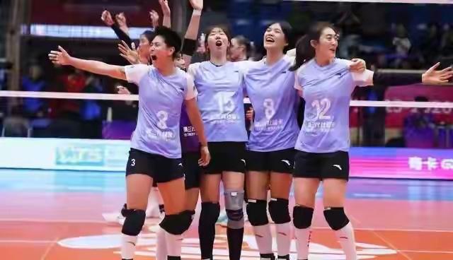 【天津女排速胜的反思】三局比分25:17,25:19,25:21,天津女