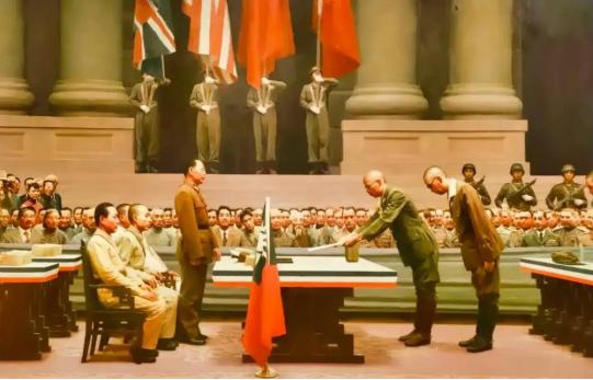 日本为什么总是敢于欺负中国，再而三的？毛主席曾经说：日本之所以敢发动侵华战争，最