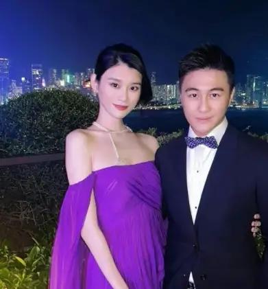 奚梦瑶又结婚了?这新闻真是看得我一懵，仔细一看，新郎还是何献君。话说奚梦瑶