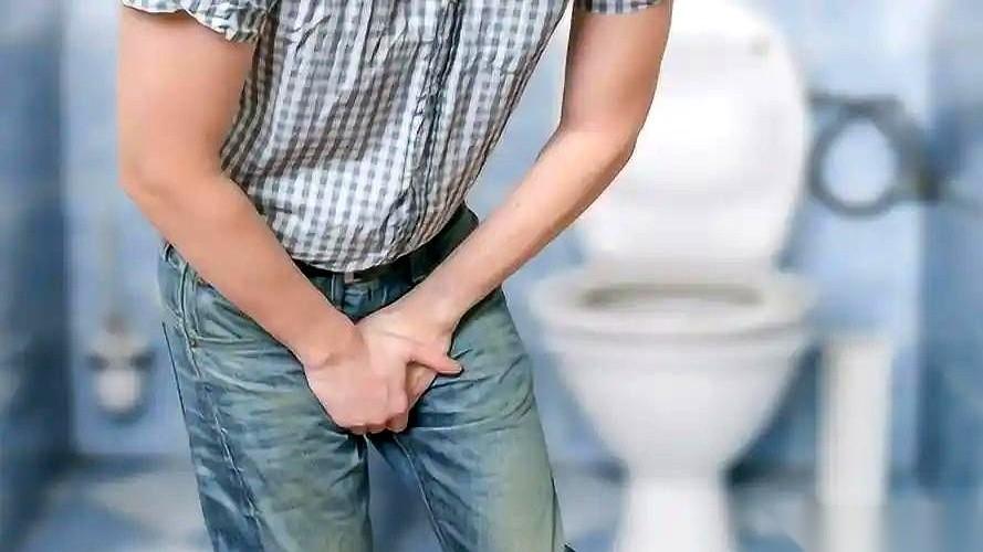 前列腺那点事儿，很多人都想错了。都以为天天在椅子上黏八个小时最要命，其实不是。