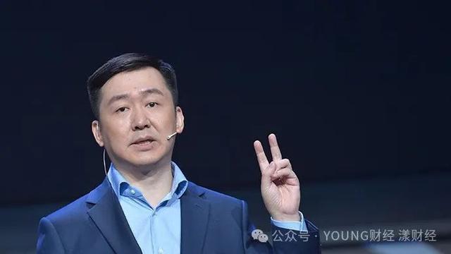 王小川反思创业2年失误:战线过长、商业化过早,部分团队目标摇摆