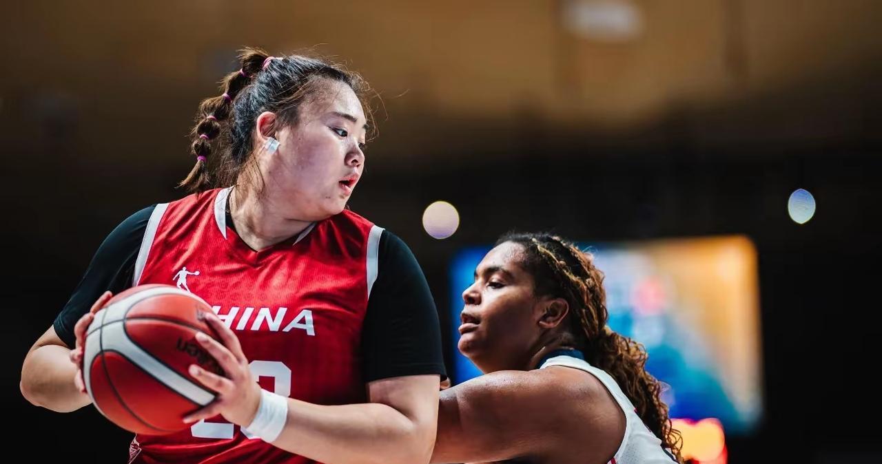 这一次宫鲁鸣的新一届中国女篮集训大名单终于符合广大的球迷的胃口了，除了大运会表现