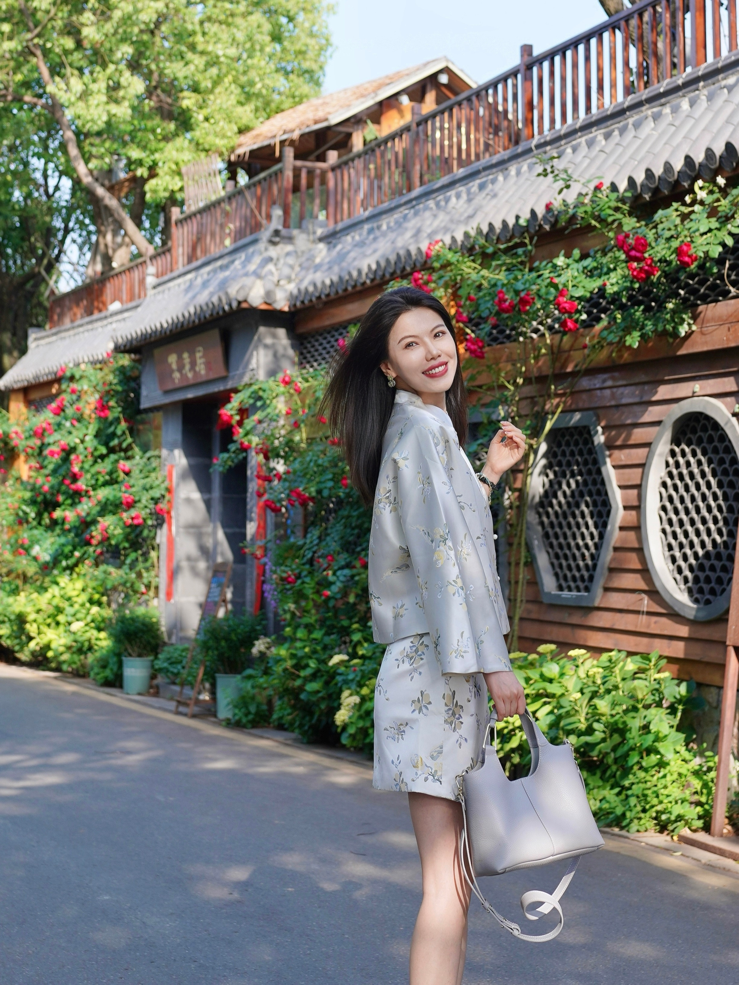 夏天的风优雅吹过🍃今天穿什么​​​