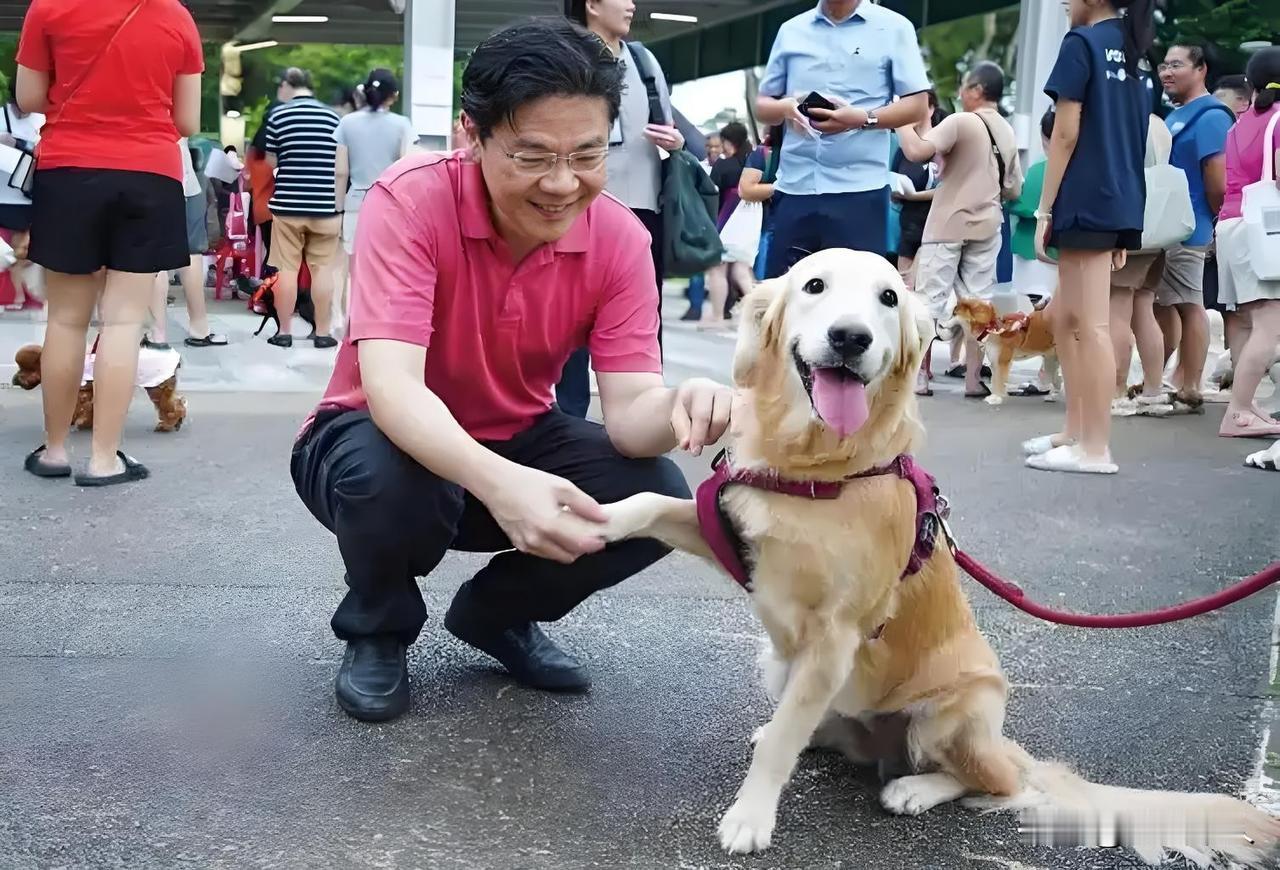 从李显龙去日本接受勋章到黄循财口出妄言，说明坡县已明确站队。黄循财显然是在拿历
