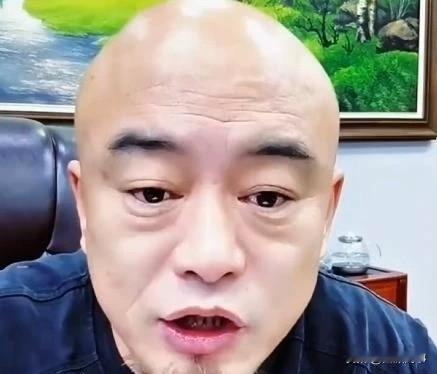 爆料：多名网红被抓！辛巴身居香港远程为“辛选”开会，东方阿B出事踩缝纫机。