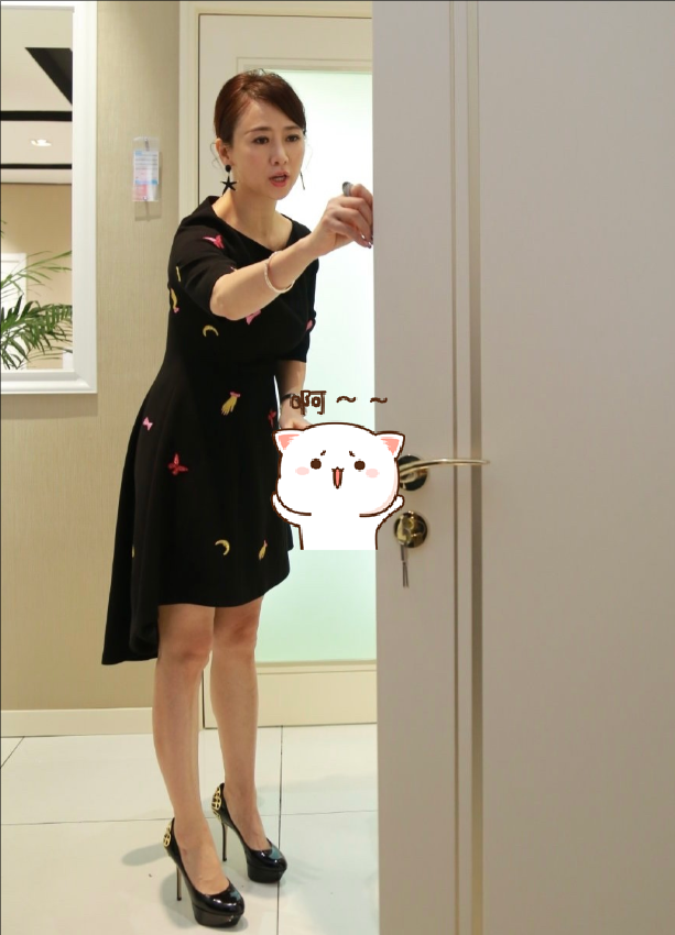 翁虹，168cm，风韵犹存[开怀大笑][开怀大笑]