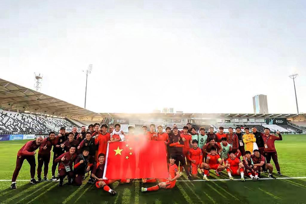 一、现实阻碍：硬实力差距与淘汰赛魔咒1. 核心实力鸿沟：乌兹别克近4届U2