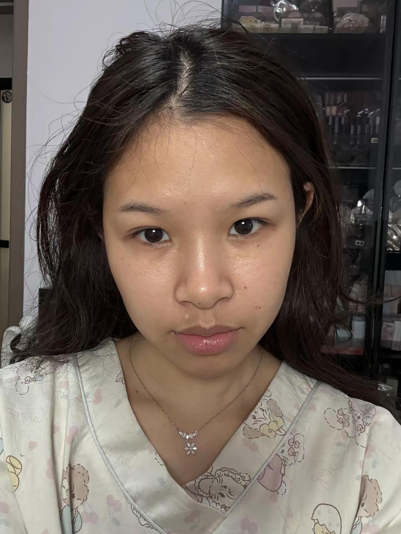 朋友说这个妆你们肯定喜欢是真的吗