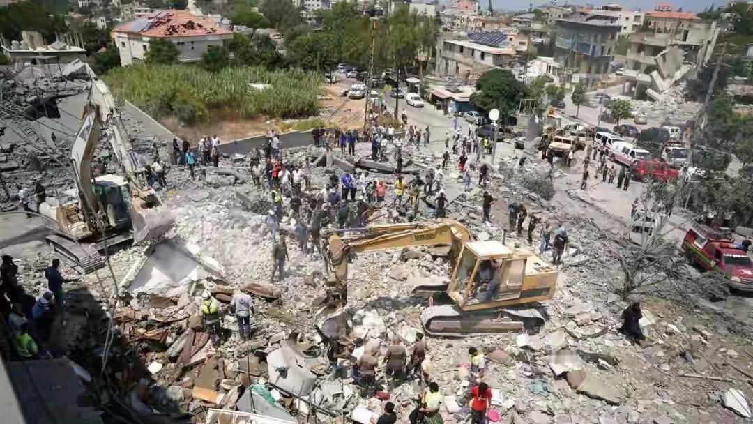 突发，以色列发动空袭。据央视新闻消息，当地时间8月15日，以色列总理办公室发表