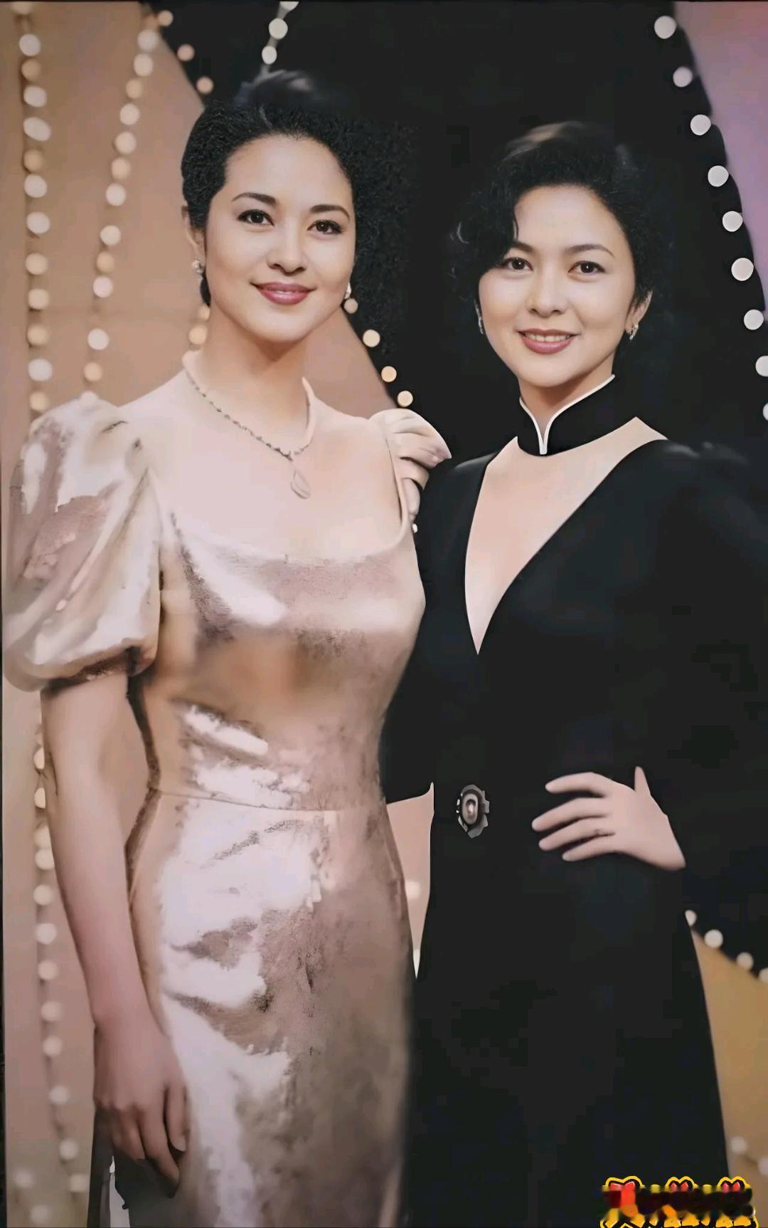 倪萍遇见关之琳，她输了吗花期鼎盛时期的关之琳，艳若桃李，风韵无边，时人也赞她——