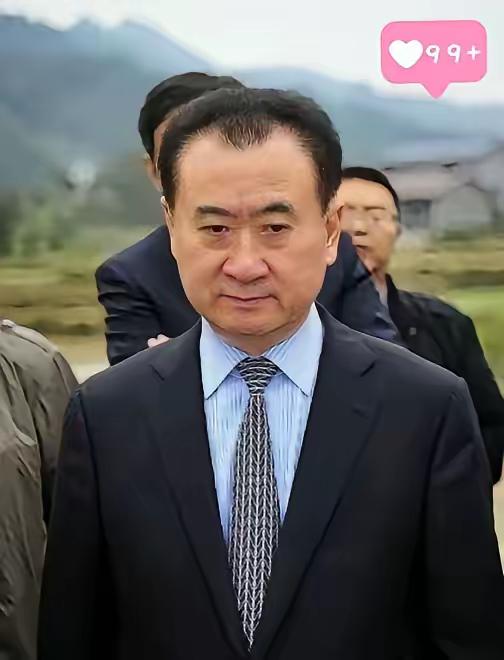 没想到,老王为了搞定6000亿的欠款,硬是撑了整整8年,现在眼看着就要把账还清了