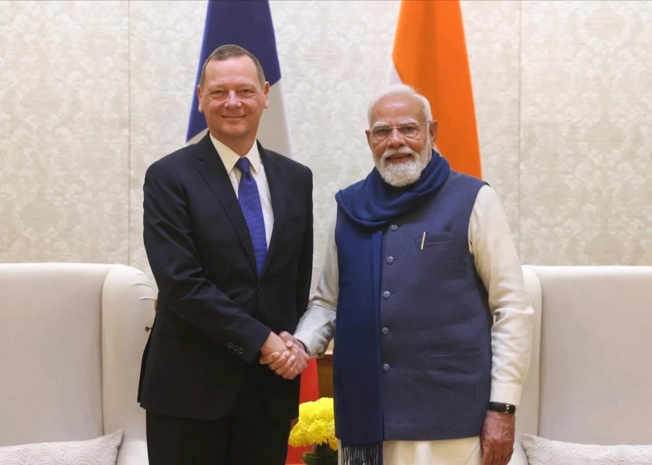 《费加罗报》报道，当地时间13日，印度总理莫迪表示，他已于当天和法国总统马克龙的