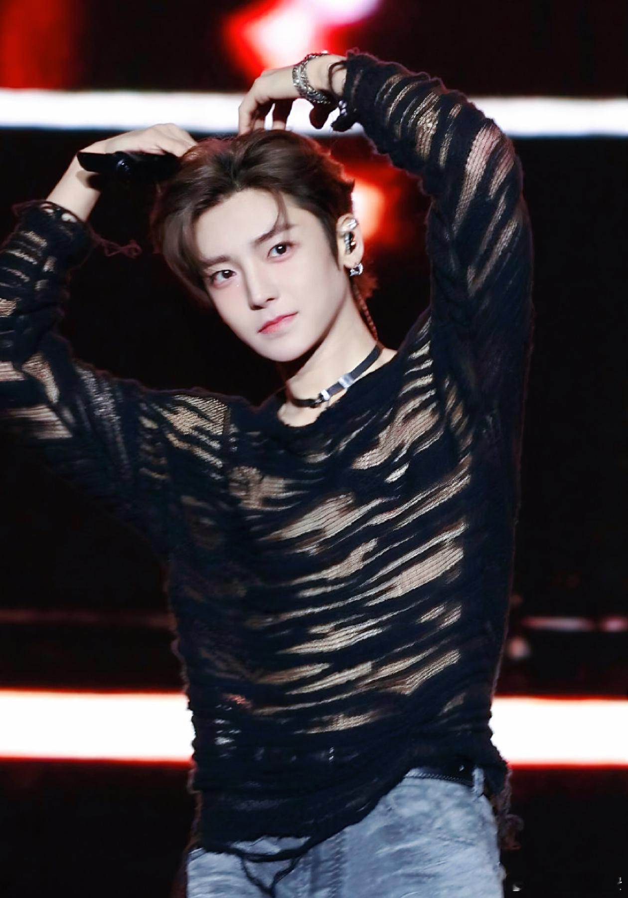 该用什么词夸已经被帅到词穷了