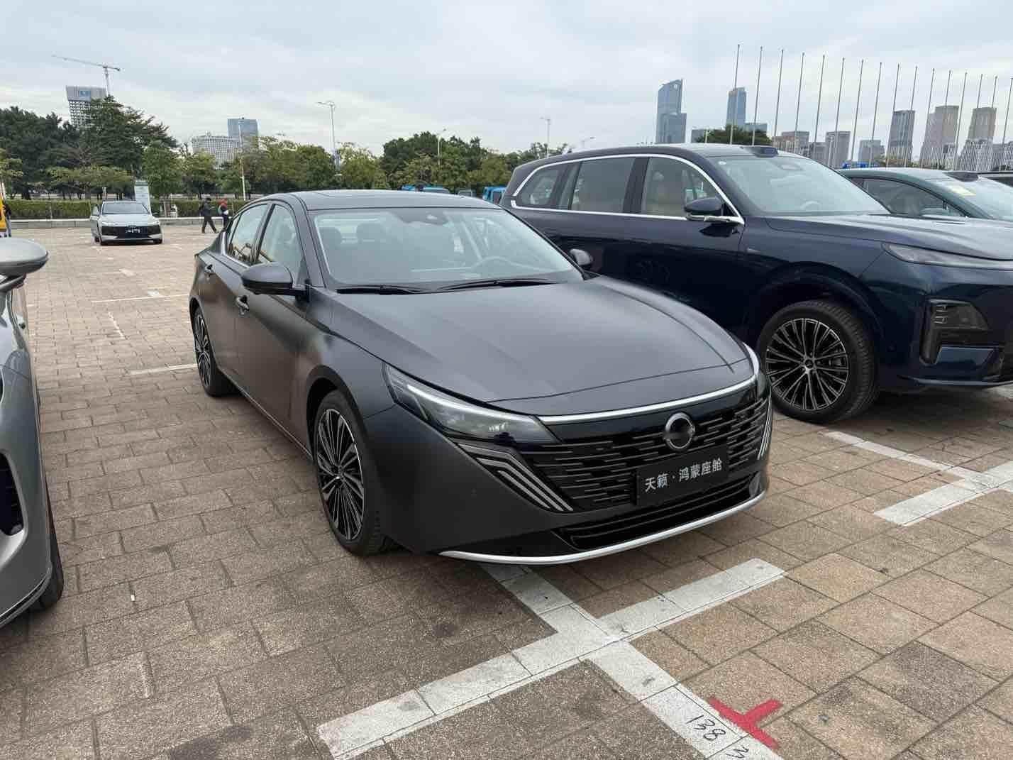 2025广州车展探馆直播进行中！新车热门车抢先看！现在看——日产天籁・鸿蒙座舱新