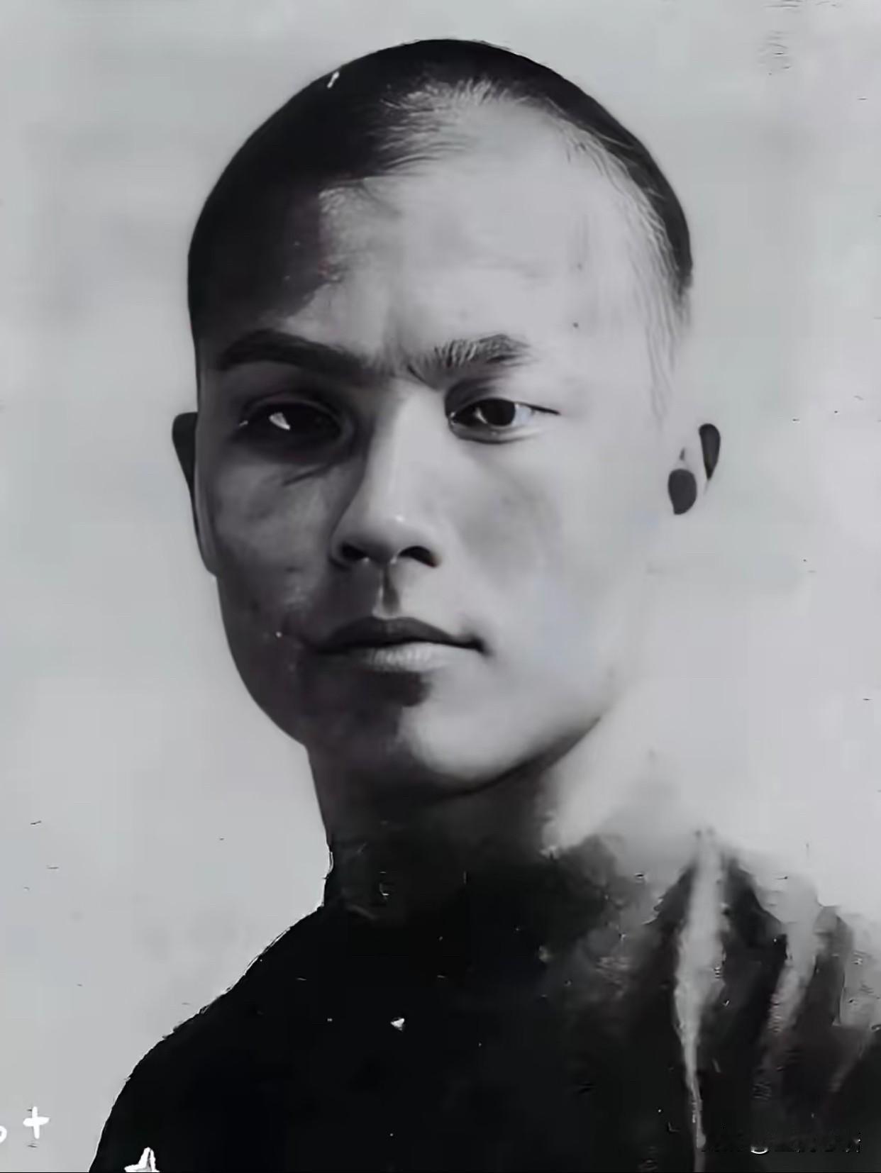 谁还记得张志忠？这才是真硬汉！电流刚通，人直接从刑床上弹起来。特务头子谷正