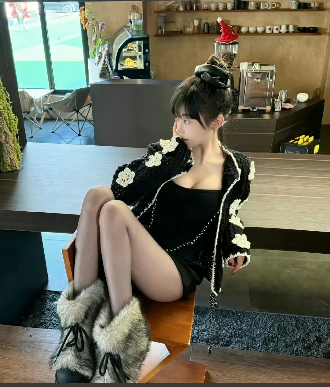 司晓迪可能也没想到一次深夜爆料竟然惹起这么大的风波。司晓迪的一次深夜爆料，让整