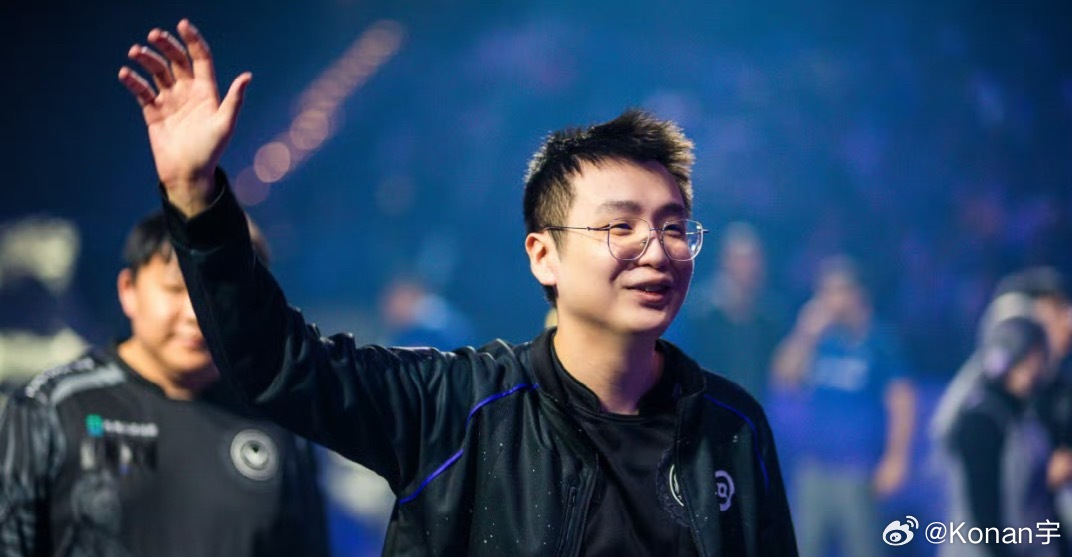 这两天Xinq直播回应弹幕对毛哥的质疑“毛帕是我的最爱好吧，我们都很信任毛哥的帕