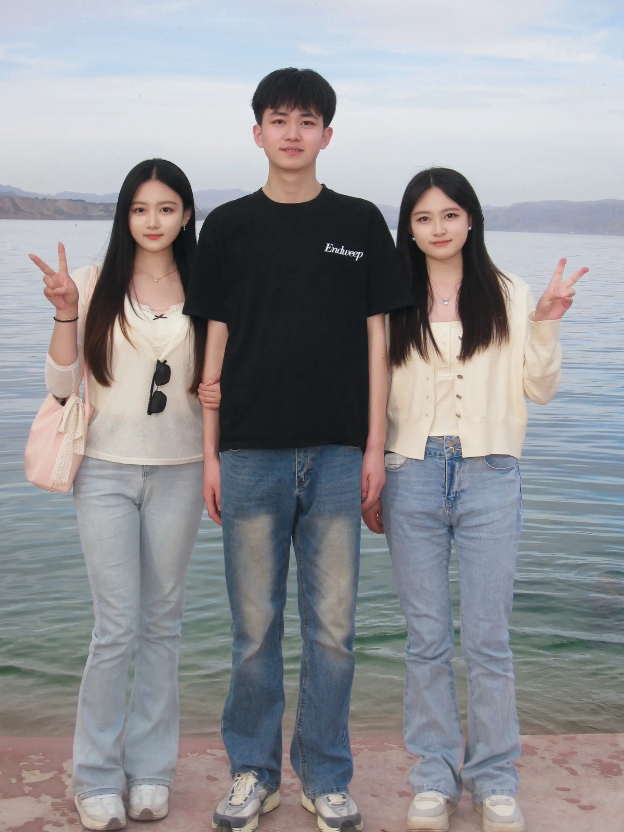 时间的参照物是什么呢 我想也许是长大的我们