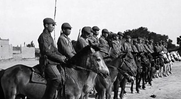 1942年，冀南军区开会时，参谋万怀臣提到一个情报：山东武城县有座伪军炸药厂，设