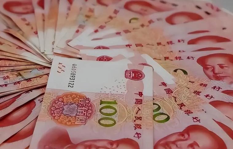 咱就是个普普通通的小老百姓，赚钱可不容易呀，存钱那就更难喽。现在我手头还没有1