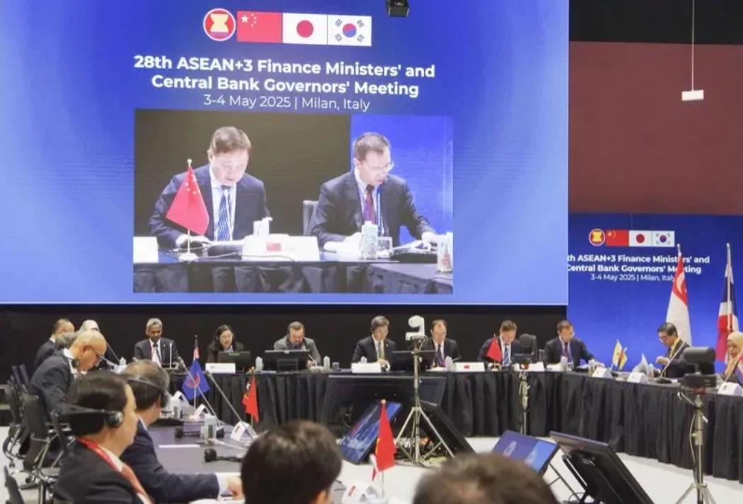应对美国关税霸权中国第一个统一战线完成据路透社5月5日消息，在意大利米兰召开