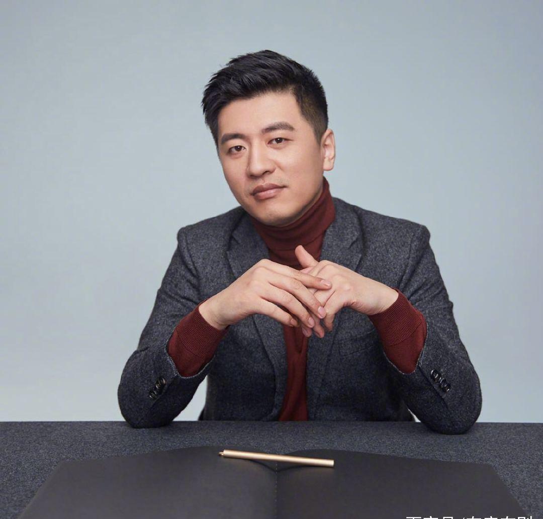 前两天出了个报道，一个浙江的小姑娘，考了600多分，已经足够上985了，但是她却