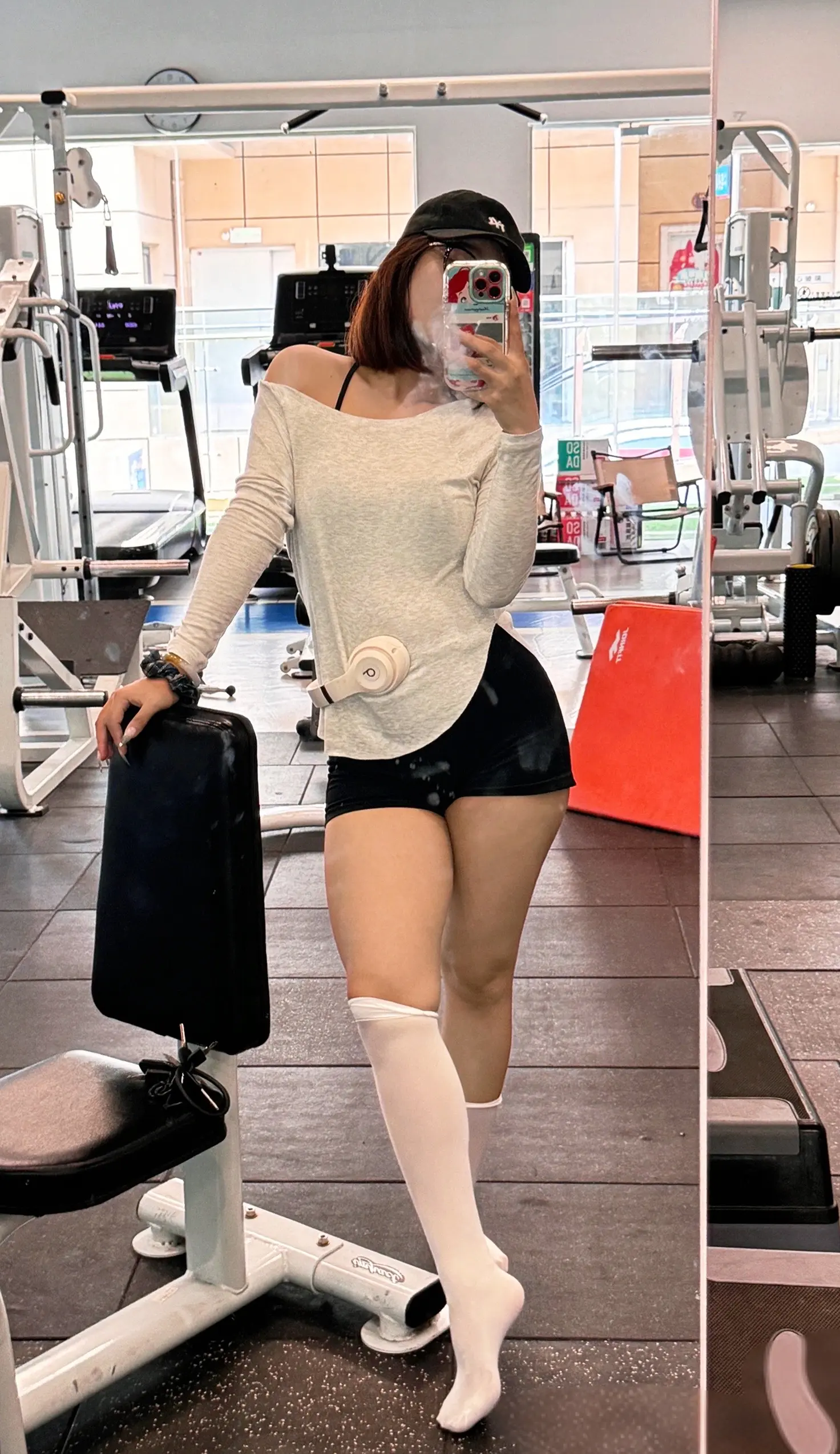 撸铁女孩健身穿搭 微胖 bbw