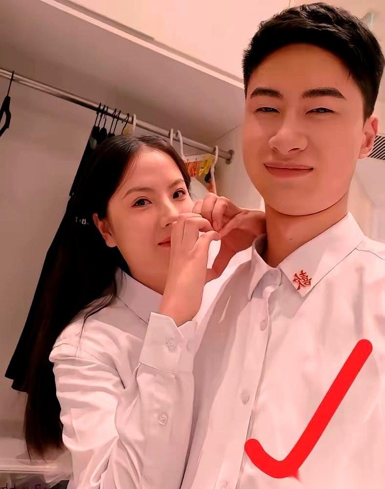 听说庞众望分手了。我第一反应，竟然不是震惊，而是“哦，终于来了”。就因为他女