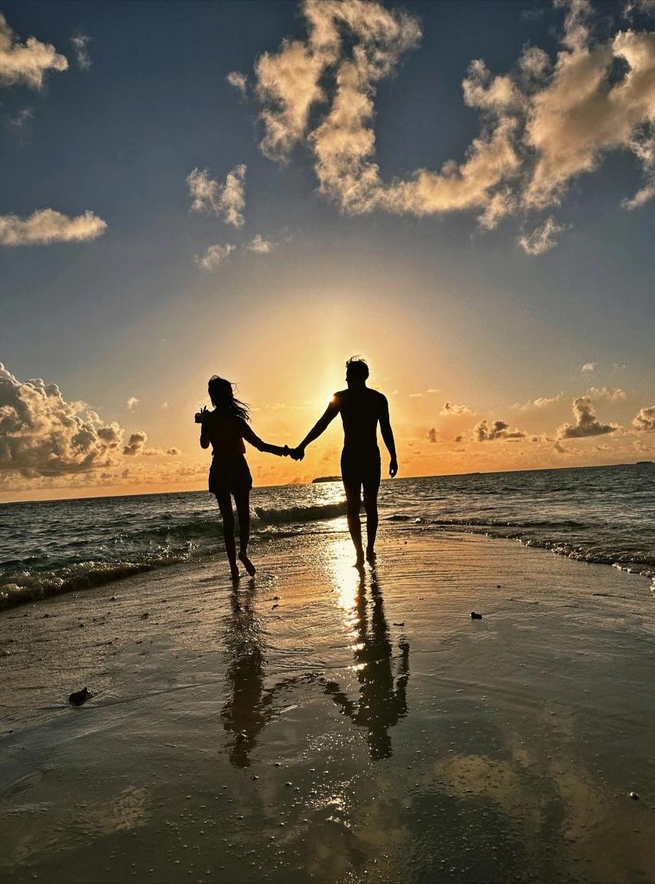 有位研究两性关系的老师傅提过一嘴，不管眼前这姑娘多水灵身段多惹火，哪怕跟你亲密得