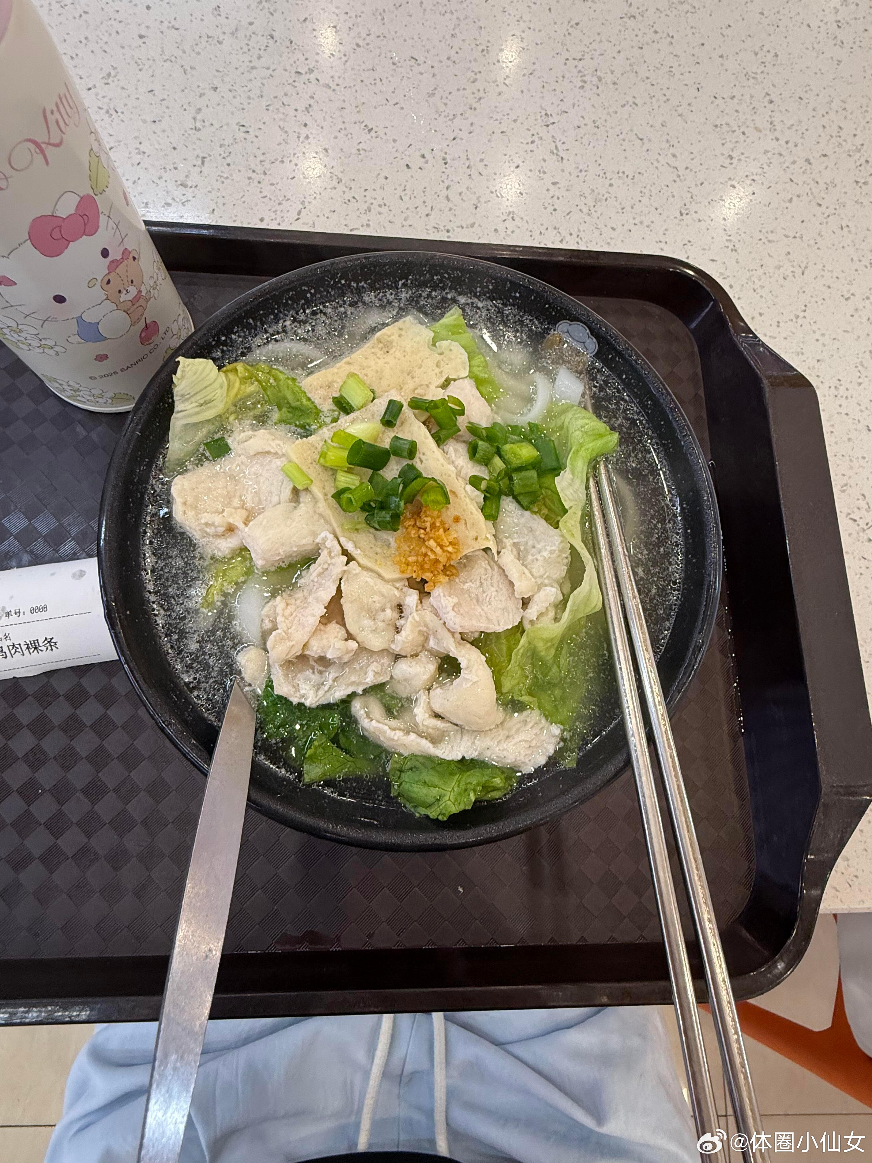 开学季大学生开学第一顿，必须是饭堂的烟火气！从热乎的小炒、软嫩蛋饺，到鲜滑肠粉