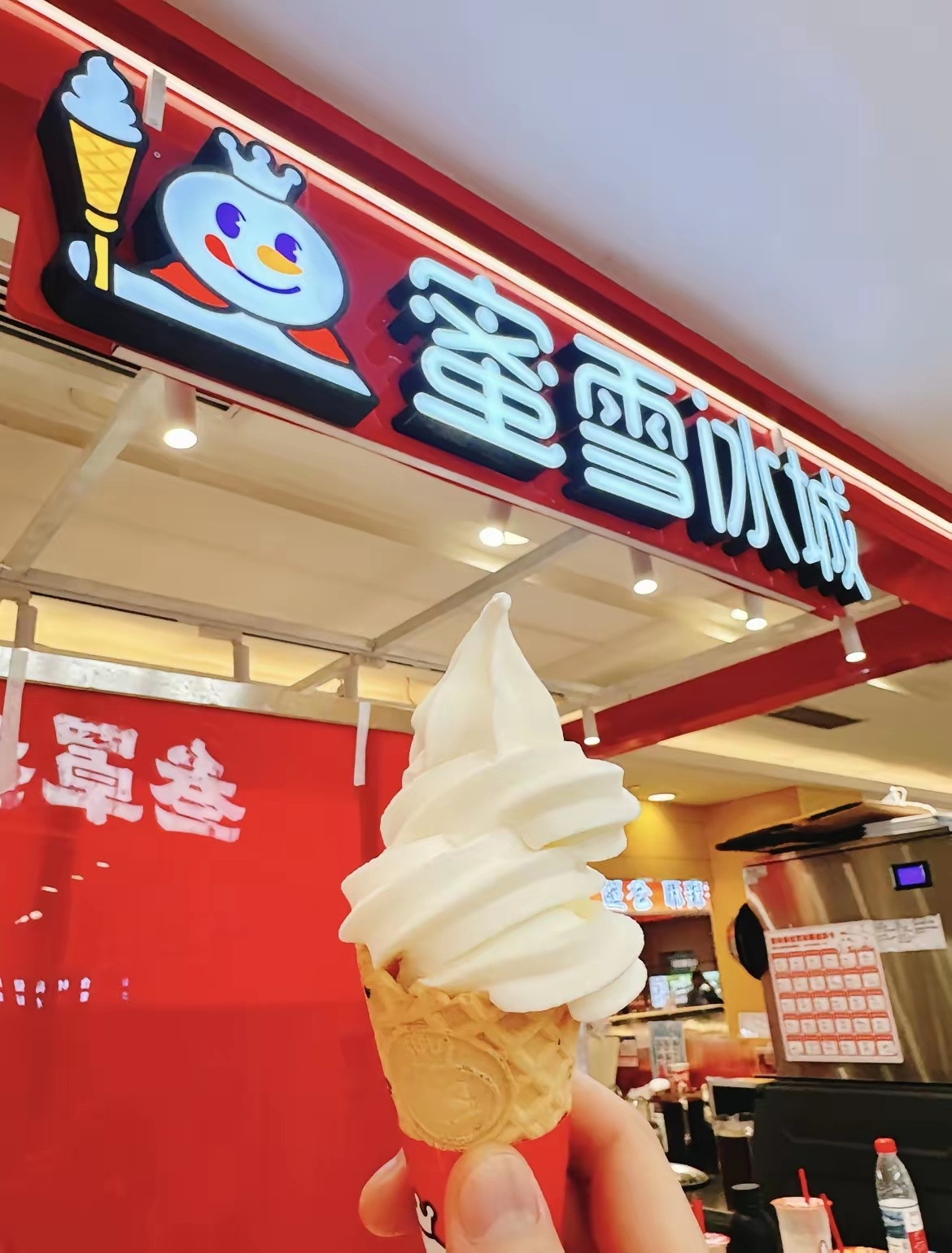 国产四大奶茶品牌龙头，个个都不简单：1、蜜雪冰城：平价国民奶茶，创始人张红超、张