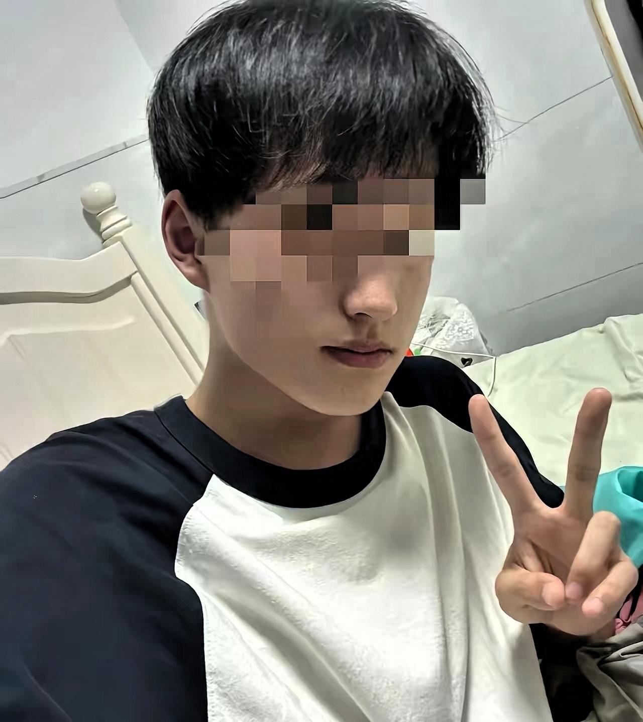 男孩来杭州打工暂时住在姑妈家，发了第一个月工资就转了1500块钱给姑妈，想着多少