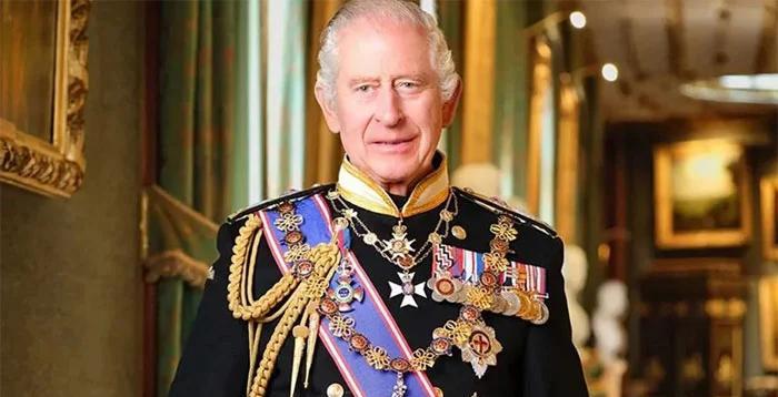 英国国王查尔斯罕见发声！波兰新总统上任获重磅警告：世界将面临“巨大挑战”！就在