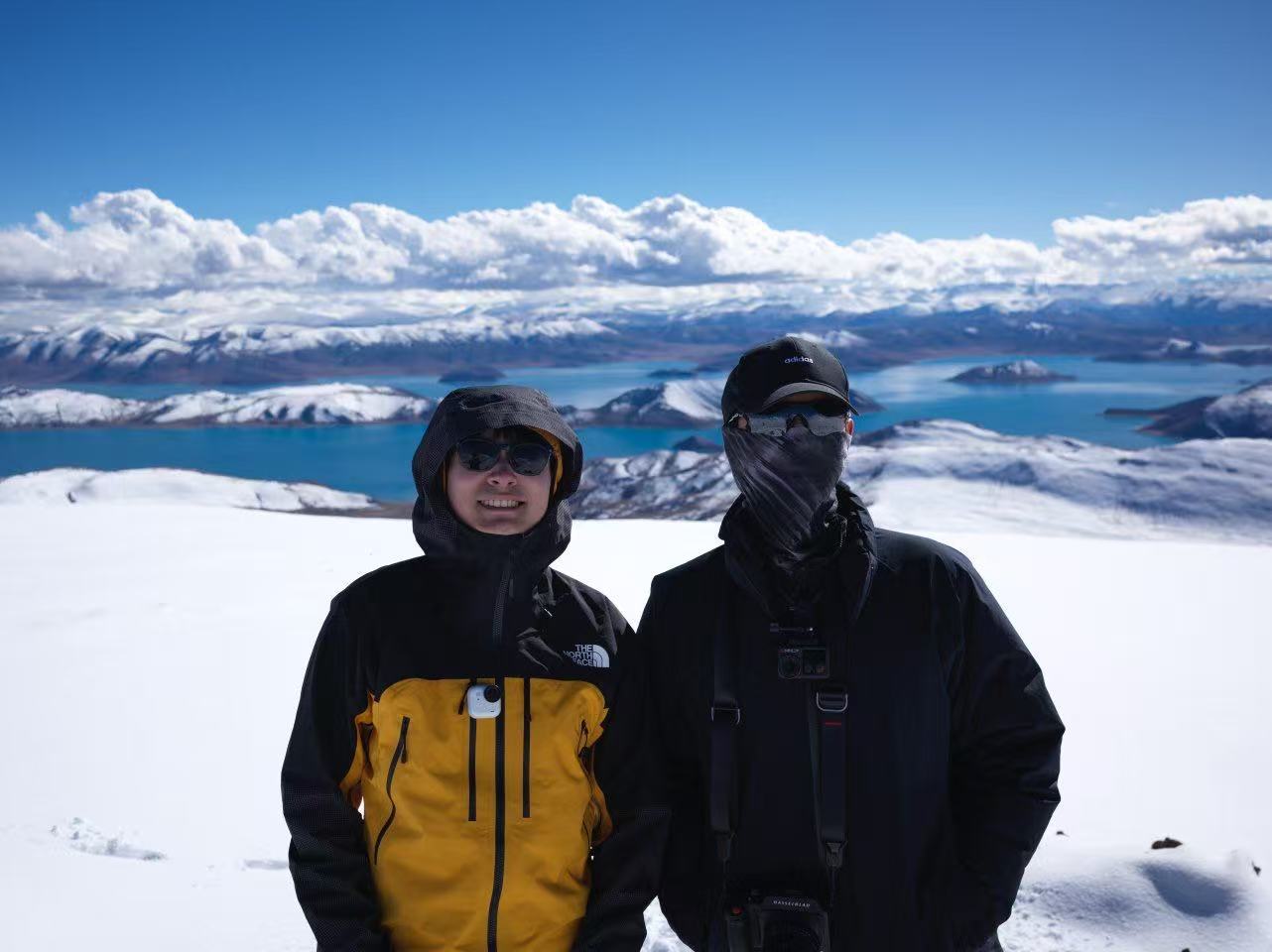 李现晒西藏徒步照李现晒徒步照李现晒西藏徒步照