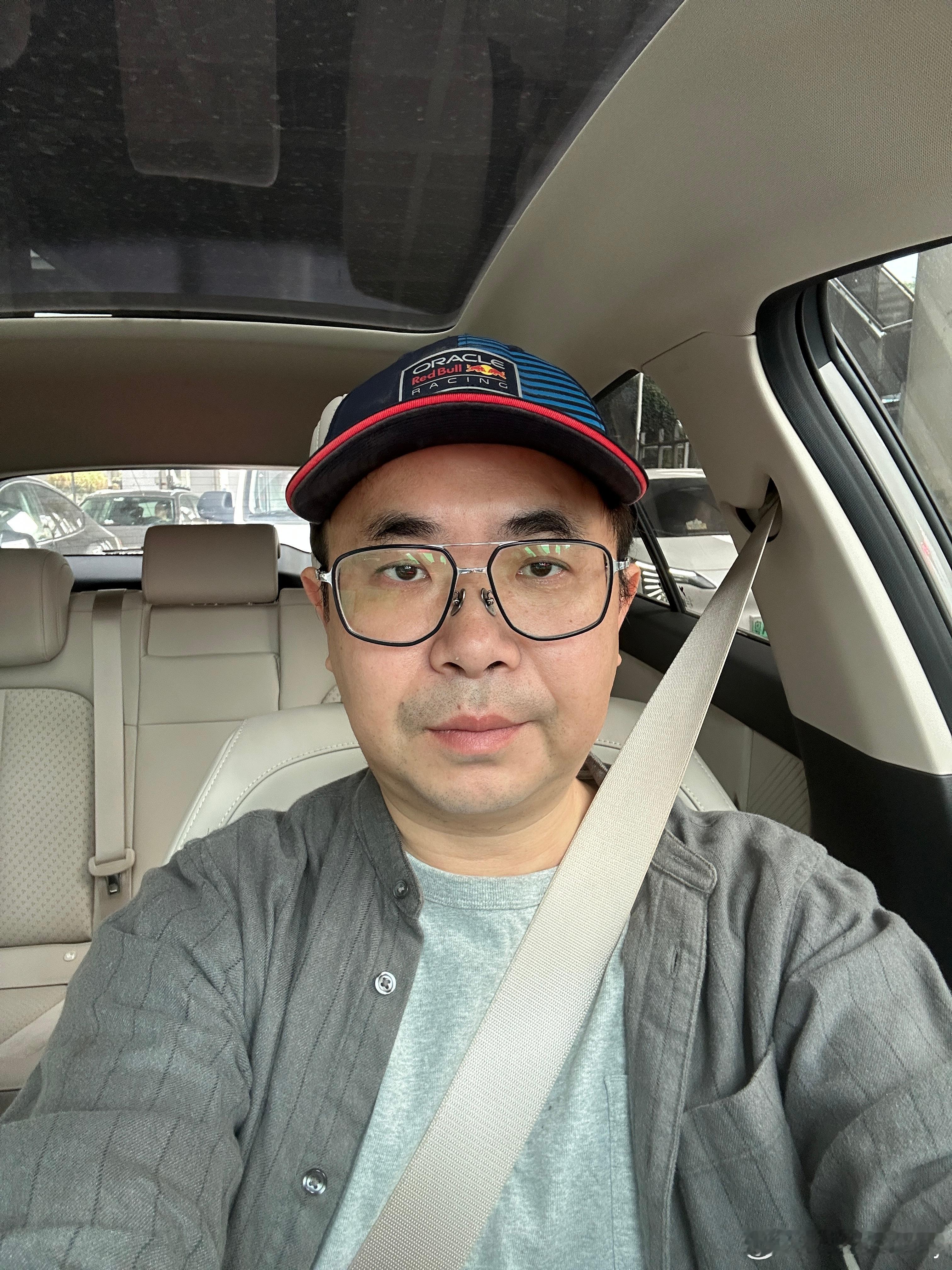 早晨，出车深圳·特发·和平里