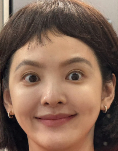 章若楠更新，哈哈，这两张太可爱了​​​